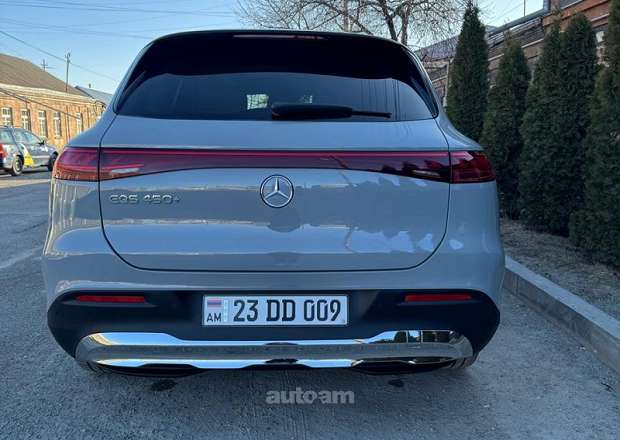Mercedes-Benz EQS SUV