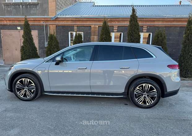 Mercedes-Benz EQS SUV