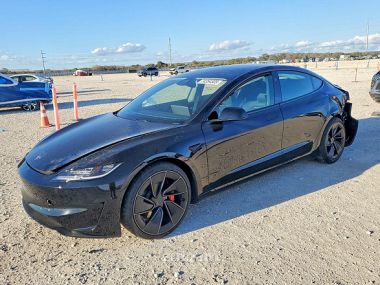 Tesla Model 3  2025 