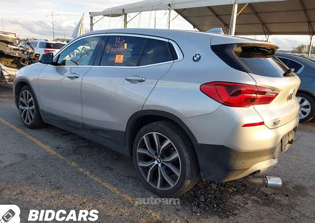 BMW X2