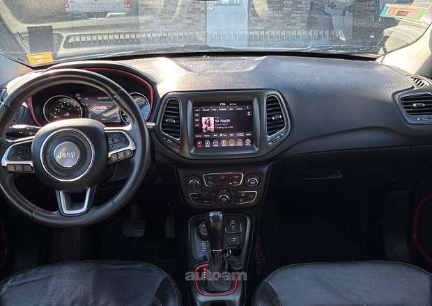 Jeep Compass 2021 — լուսանկար 3