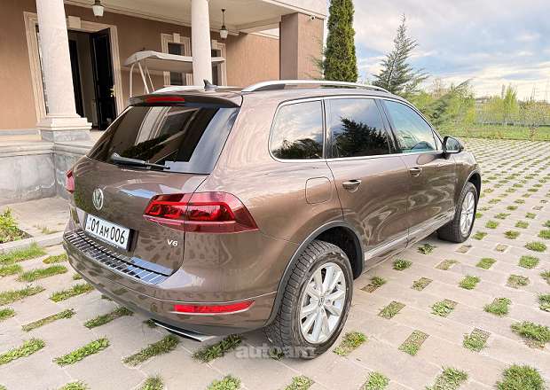 Volkswagen Touareg