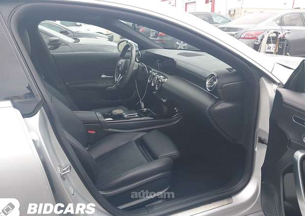 Mercedes-Benz CLA 250