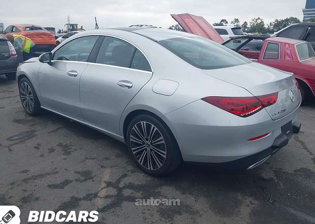 Mercedes-Benz CLA 250