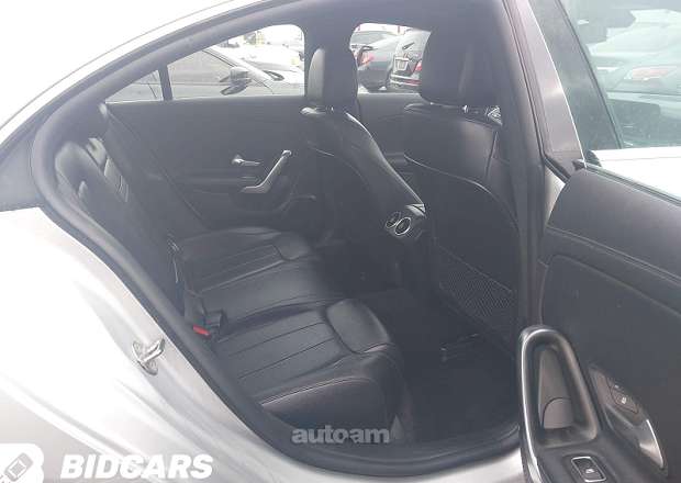 Mercedes-Benz CLA 250