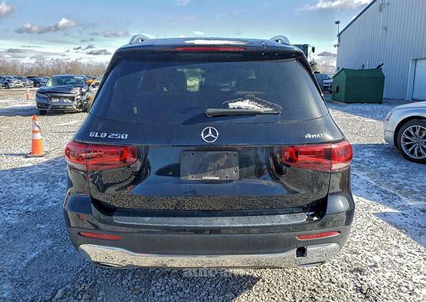 Mercedes-Benz GLB 250