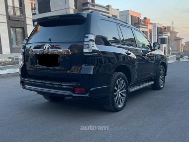 Toyota Land Cruiser Prado  2022 
