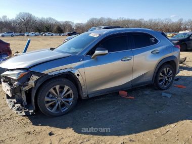 Lexus UX 200  2020 