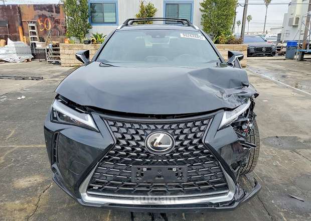 Lexus UX 200