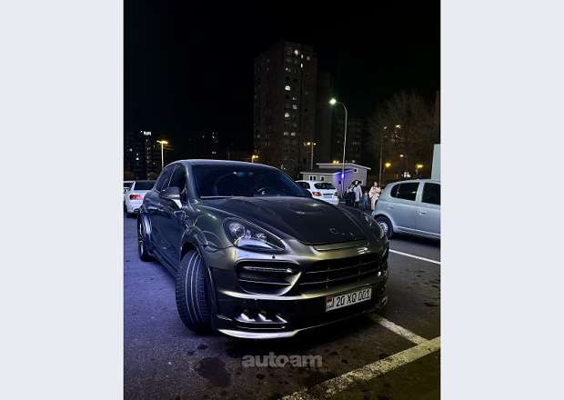 Porsche Cayenne 2012 — լուսանկար 1