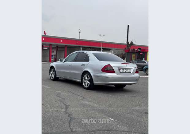 Mercedes-Benz E 350 2007 — լուսանկար 12