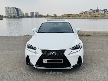 Lexus IS 300 F Sport  2020 