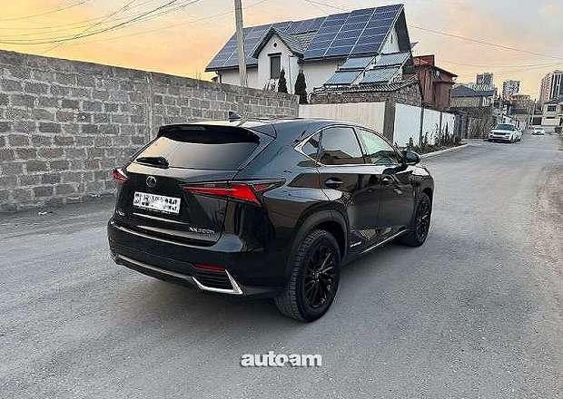 Lexus NX 300h