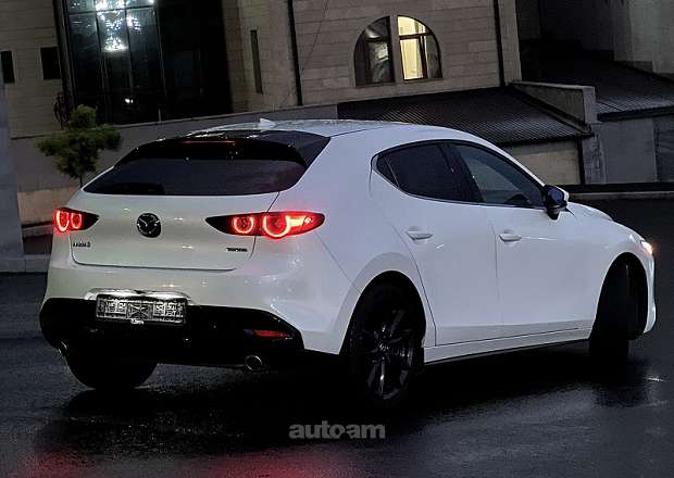 Mazda 3