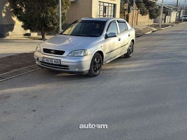 Opel Astra  1998 