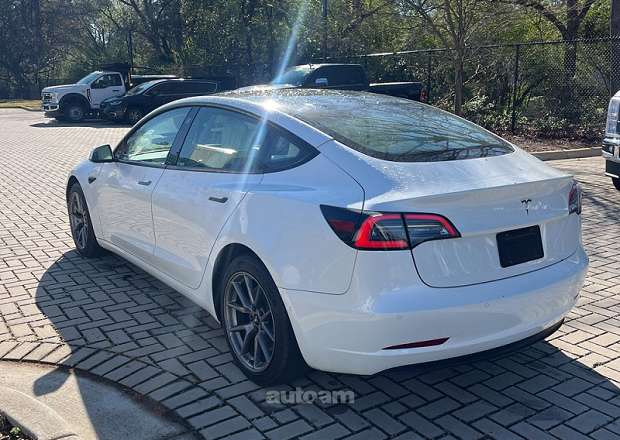 Tesla Model 3 2021 — photo 6