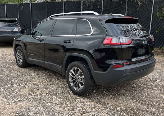Jeep Cherokee 2019 — լուսանկար 8