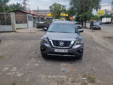 Nissan Pathfinder  2019 