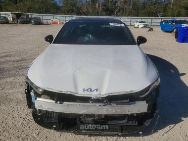 Kia K5  2022 