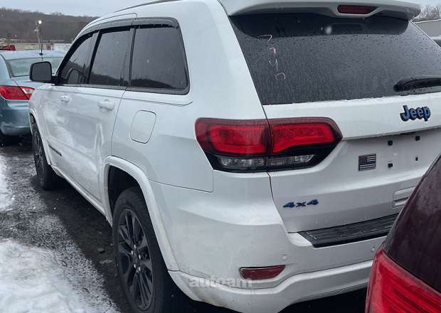 Jeep Grand Cherokee 2019 — լուսանկար 6