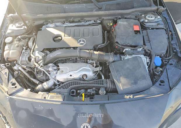 Mercedes-Benz CLA 250