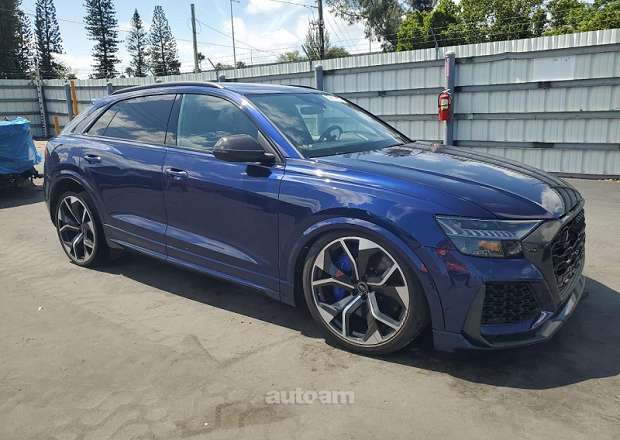 Audi RSQ8