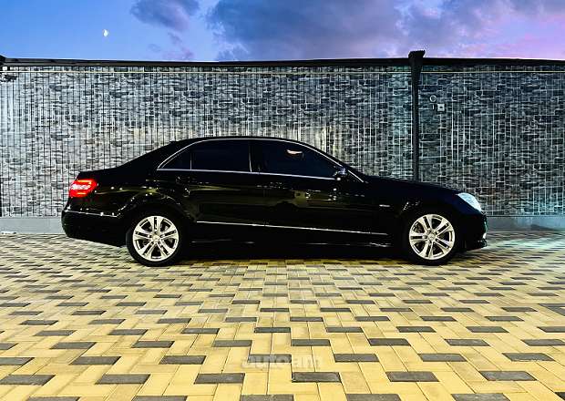 Mercedes-Benz E 350