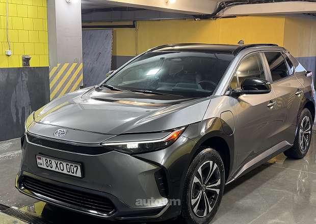 Toyota Bz4X