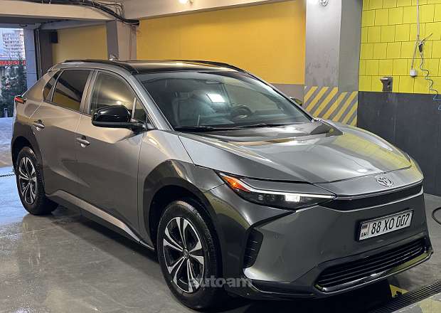 Toyota Bz4X