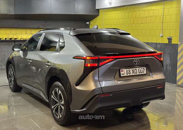 Toyota Bz4X