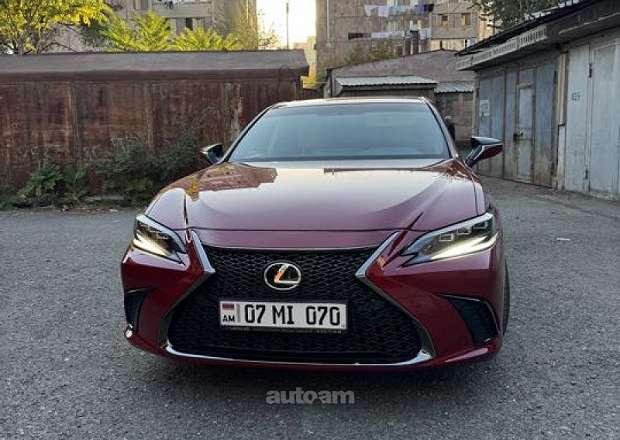 Lexus ES 200