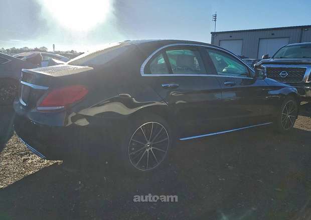 Mercedes-Benz C 300