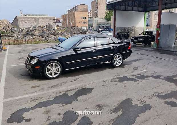 Mercedes-Benz C 230