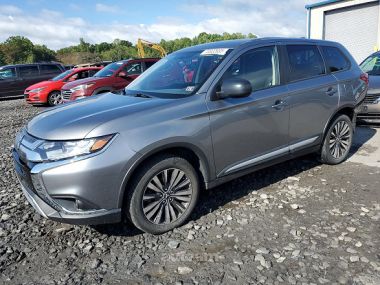 Mitsubishi Outlander  2020 