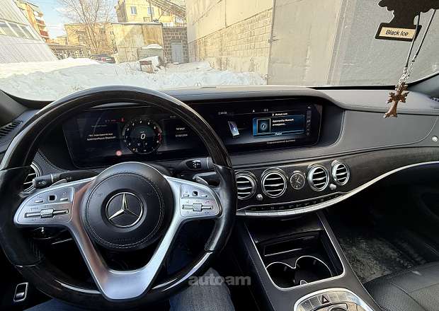 Mercedes-Benz S 560