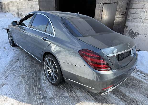 Mercedes-Benz S 560