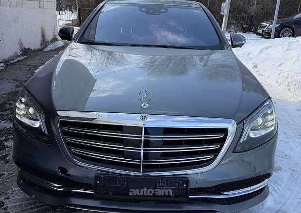 Mercedes-Benz S 560