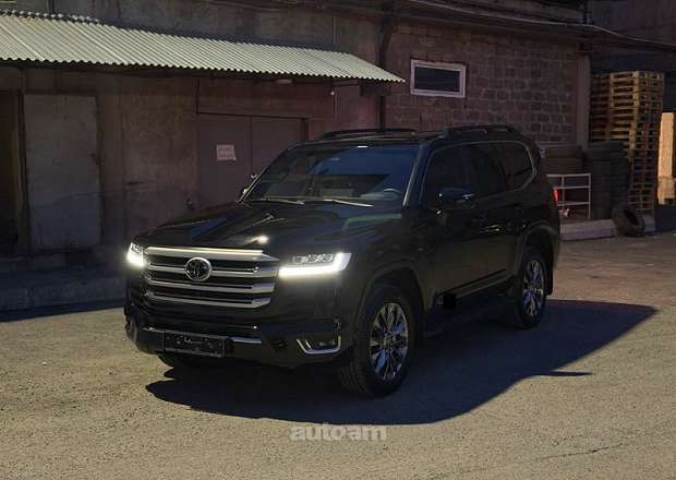 Toyota Land Cruiser 300