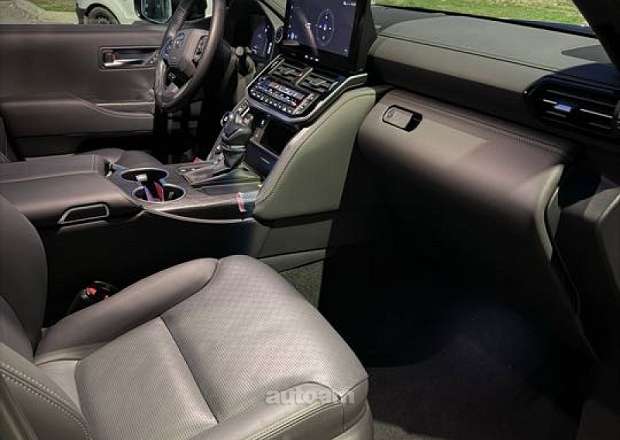Toyota Land Cruiser 300