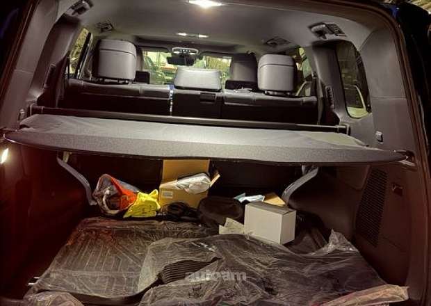 Toyota Land Cruiser 300