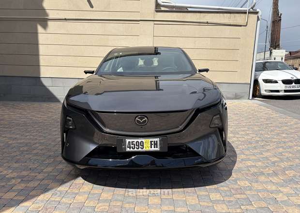 Mazda EZ-60