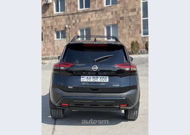 Nissan Rogue