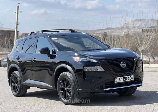 Nissan Rogue