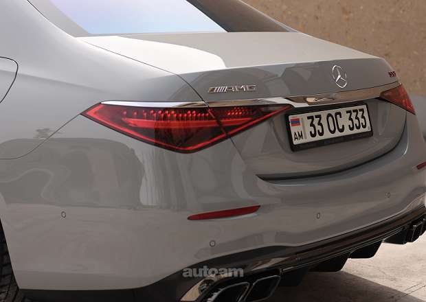 Mercedes-Benz S 63 AMG