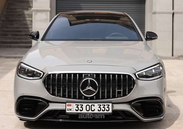 Mercedes-Benz S 63 AMG