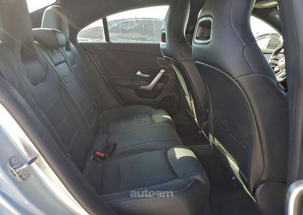 Mercedes-Benz CLA 45 AMG