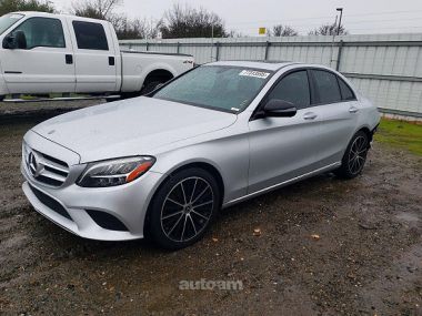 Mercedes-Benz C 300  2020 