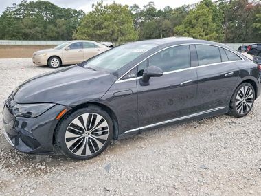 Mercedes-Benz EQE  2024 