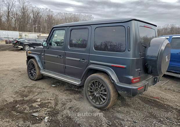 Mercedes-Benz G 550