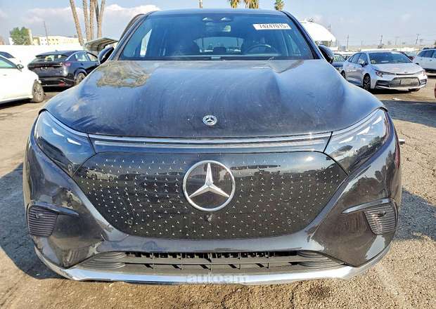 Mercedes-Benz EQS SUV